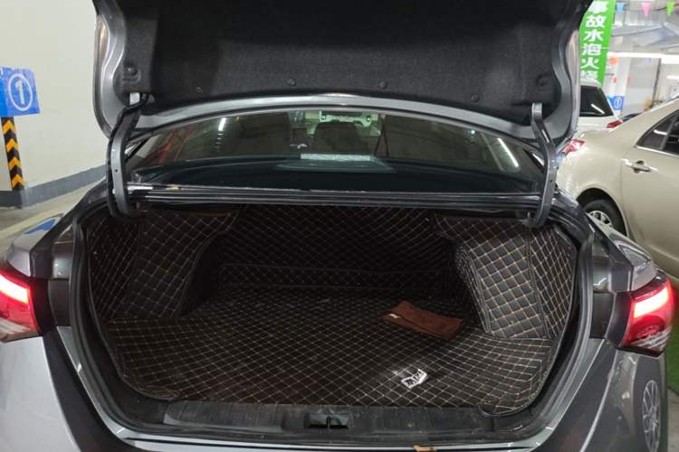 Used Nissan Sylphy 2023 1.6L CVT Enjoyment Edition Trunk