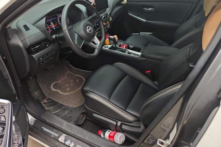 Used Nissan Sylphy 2023 Revised 1.6L CVT Enjoyment Edition Driver Seat