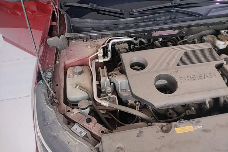 Used Nissan Sylphy 2023 1.6L CVT Smart Drive Version Engine Bay Right
