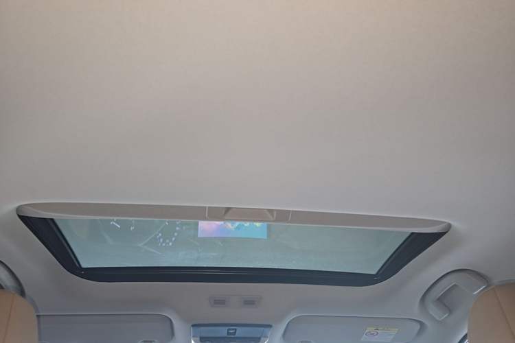 Used Nissan Sylphy 2023 1.6L CVT Smart Drive Version Headliner