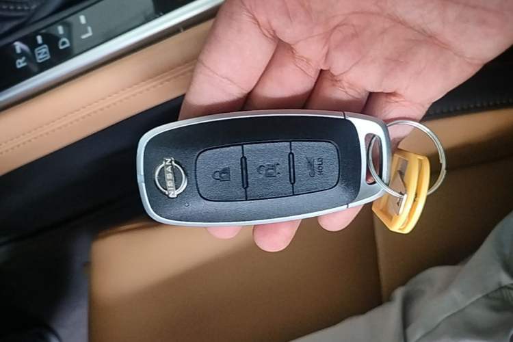 Used Nissan Sylphy 2023 1.6L CVT Smart Drive Version Vehicle Key