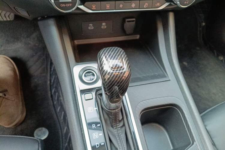 Used Nissan Sylphy 2023 1.6L CVT Enjoyment Edition Gear Lever