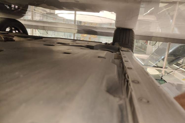 Used Nissan Sylphy 2023 Super Hybrid Electric Drive Ultra-Luxury Model Right Side Sill