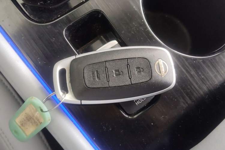 Used Nissan Sylphy 2023 Super Hybrid Electric Drive Ultra-Luxury Model Vehicle Key