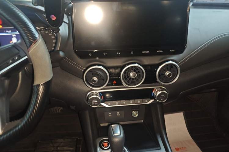Used Nissan Sylphy 2023 Revised 1.6L CVT Enjoyment Edition Audio And AC Panel