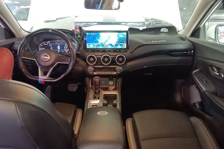 Used Nissan Sylphy 2023 1.6L CVT Enjoyment Edition Center Console