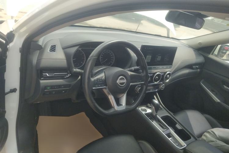 Used Nissan Sylphy 2023 1.6L CVT Enjoyment Edition Center Console