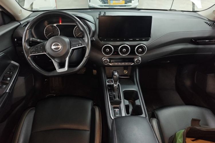 Used Nissan Sylphy 2023 1.6L CVT Enjoyment Edition Center Console