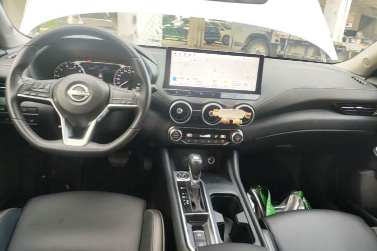 Used Nissan Sylphy 2023 1.6L CVT Enjoyment Edition Center Console