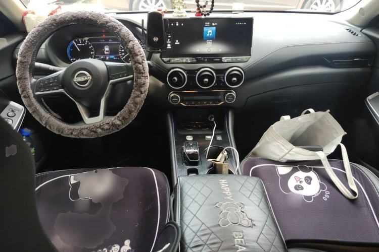 Used Nissan Sylphy 2023 Super Hybrid Electric Drive Super Smart Connectivity Plus Center Console