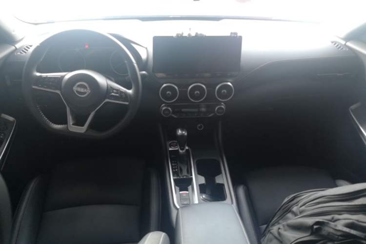 Used Nissan Sylphy 2023 1.6L CVT Smart Drive Version Center Console
