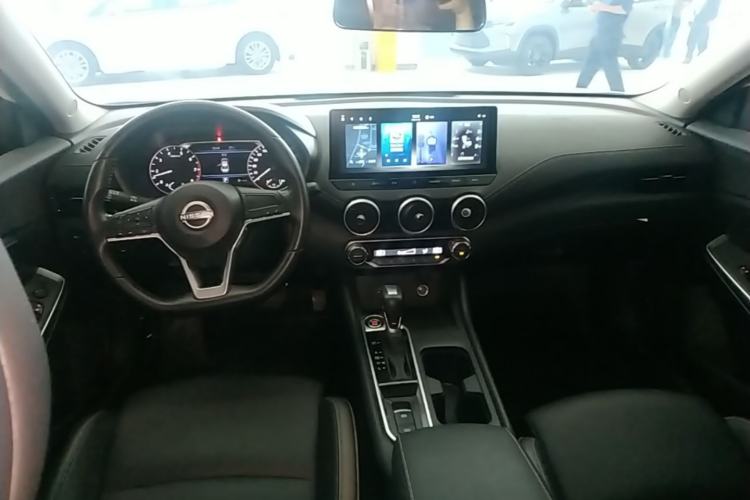 Used Nissan Sylphy 2023 1.6L CVT Enjoyment Edition Center Console