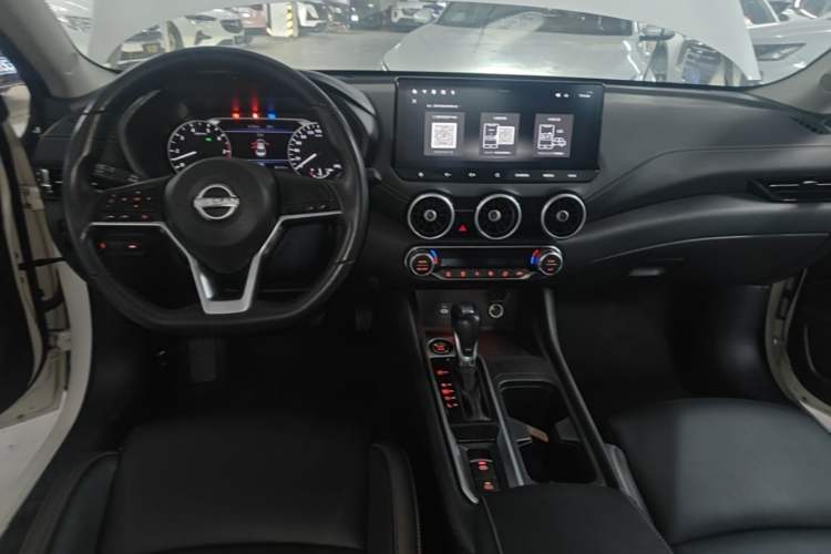 Used Nissan Sylphy 2023 1.6L CVT Enjoyment Edition Center Console