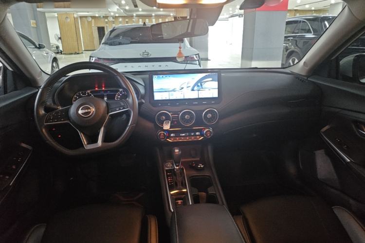 Used Nissan Sylphy 2023 1.6L CVT Enjoyment Edition Center Console