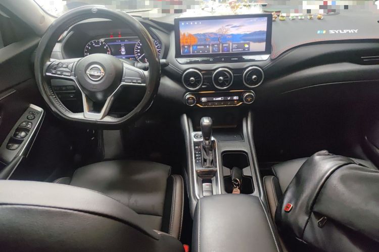 Used Nissan Sylphy 2023 1.6L CVT Enjoyment Edition Center Console