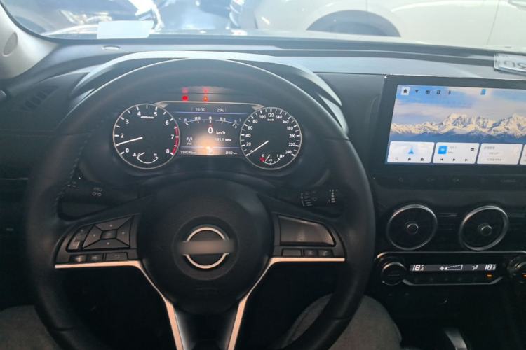 Used Nissan Sylphy 2023 1.6L CVT Enjoyment Edition Center Console