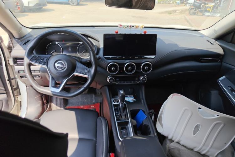 Used Nissan Sylphy 2023 1.6L CVT Enjoyment Edition Center Console