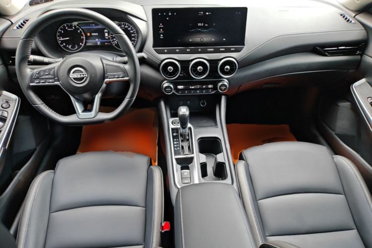 Used Nissan Sylphy 2023 1.6L CVT Enjoyment Edition Center Console