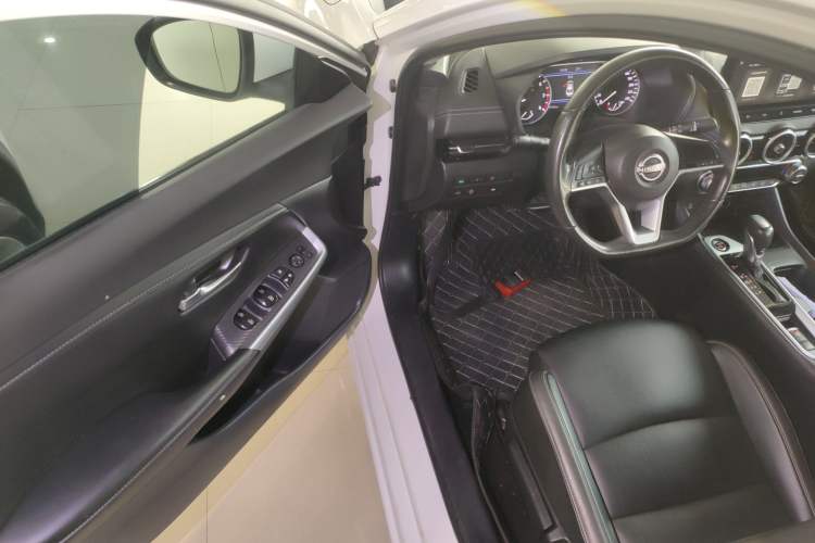 Used Nissan Sylphy 2023 1.6L CVT Enjoyment Edition Driver Seat