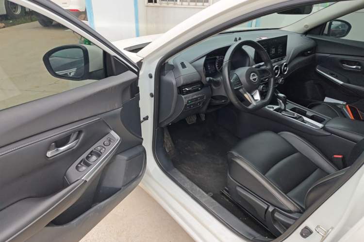 Used Nissan Sylphy 2023 1.6L CVT Enjoyment Edition Driver Seat