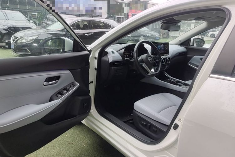 Used Nissan Sylphy 2023 Super Hybrid Electric Drive Ultra-Luxury Model Driver Seat