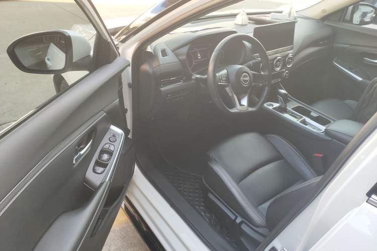 Used Nissan Sylphy 2023 1.6L CVT Enjoyment Edition Driver Seat