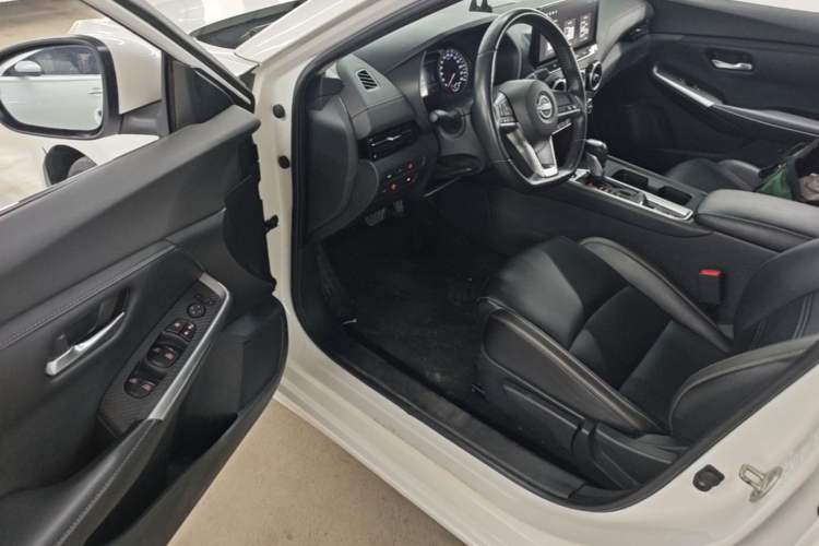 Used Nissan Sylphy 2023 1.6L CVT Enjoyment Edition Driver Seat