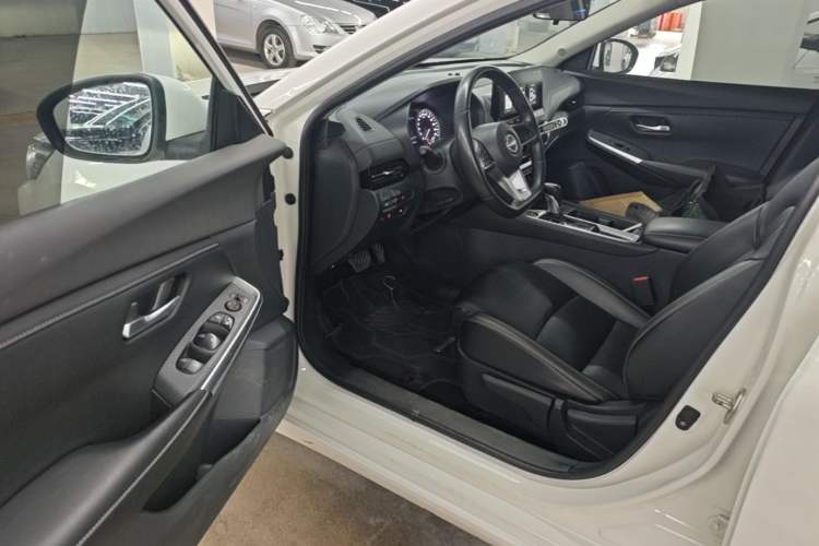 Used Nissan Sylphy 2023 1.6L CVT Enjoyment Edition Driver Seat