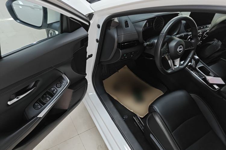 Used Nissan Sylphy 2023 1.6L CVT Enjoyment Edition Driver Seat