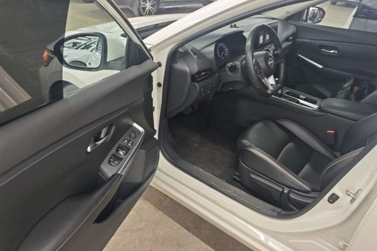 Used Nissan Sylphy 2023 1.6L CVT Enjoyment Edition Driver Seat