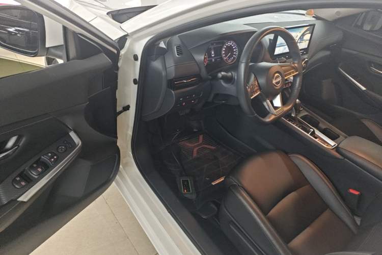 Used Nissan Sylphy 2023 1.6L CVT Enjoyment Edition Driver Seat