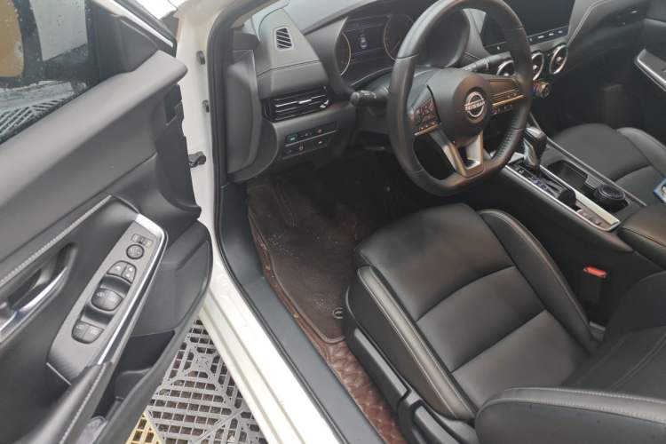 Used Nissan Sylphy 2023 1.6L CVT Enjoyment Edition Driver Seat
