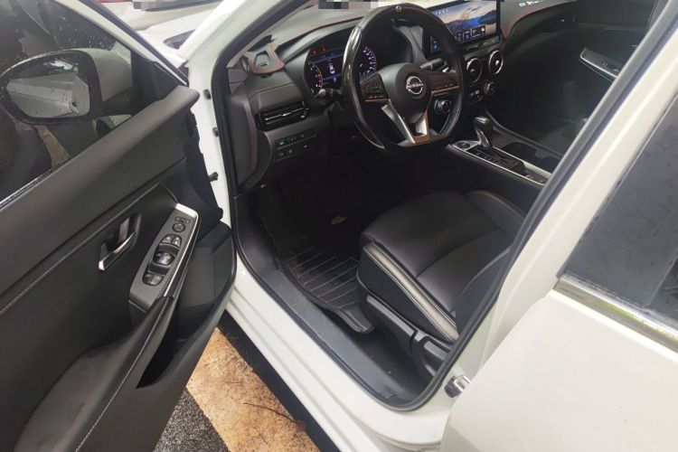 Used Nissan Sylphy 2023 1.6L CVT Enjoyment Edition Driver Seat