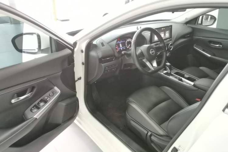 Used Nissan Sylphy 2023 1.6L CVT Enjoyment Edition Driver Seat