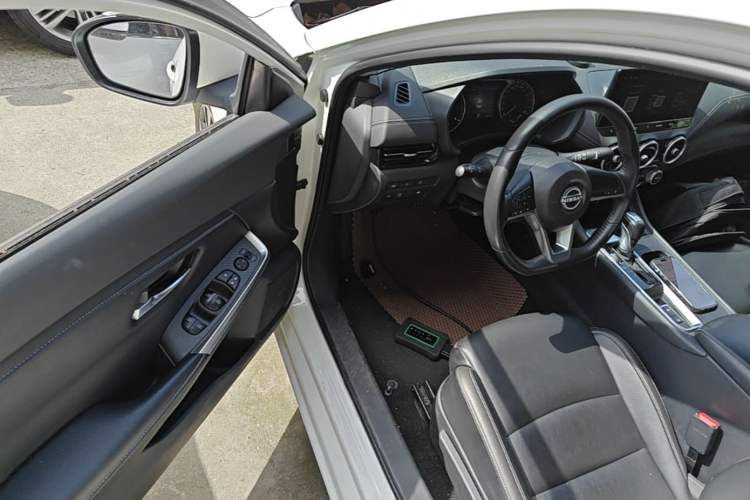 Used Nissan Sylphy 2023 1.6L CVT Enjoyment Edition Driver Seat