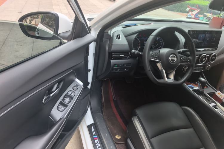 Used Nissan Sylphy 2023 1.6L CVT Enjoyment Edition Driver Seat