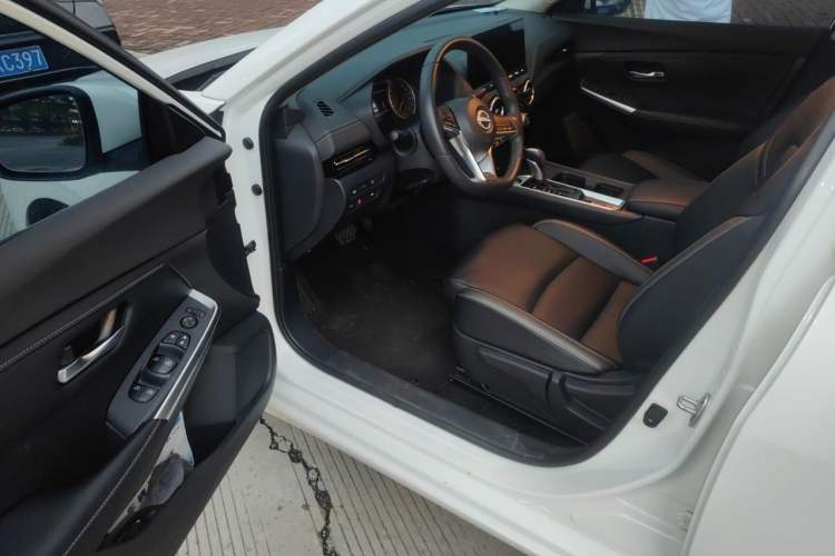 Used Nissan Sylphy 2023 1.6L CVT Enjoyment Edition Driver Seat
