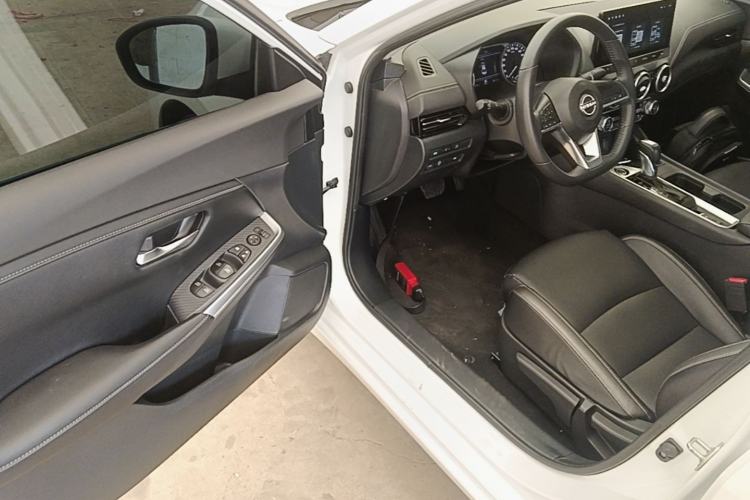 Used Nissan Sylphy 2023 1.6L CVT Enjoyment Edition Driver Seat