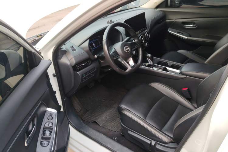 Used Nissan Sylphy 2023 1.6L CVT Enjoyment Edition Driver Seat