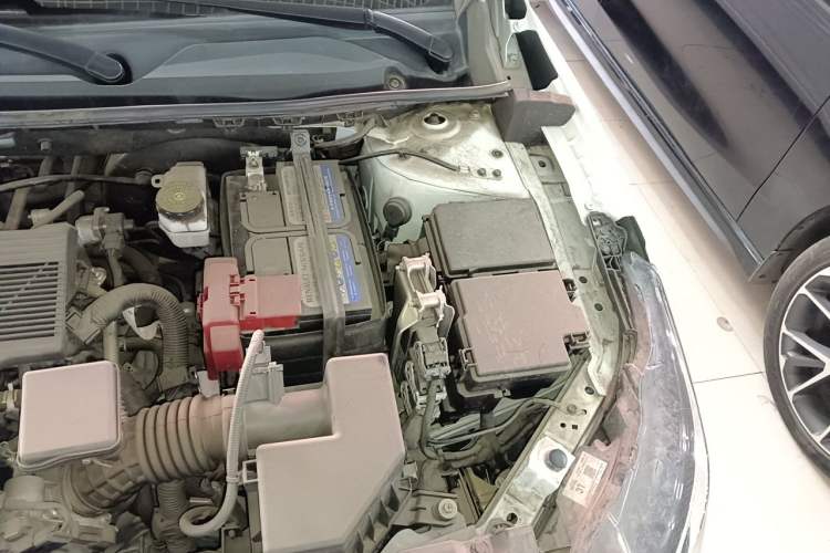 Used Nissan Sylphy 2023 1.6L CVT Enjoyment Edition Engine Bay Left