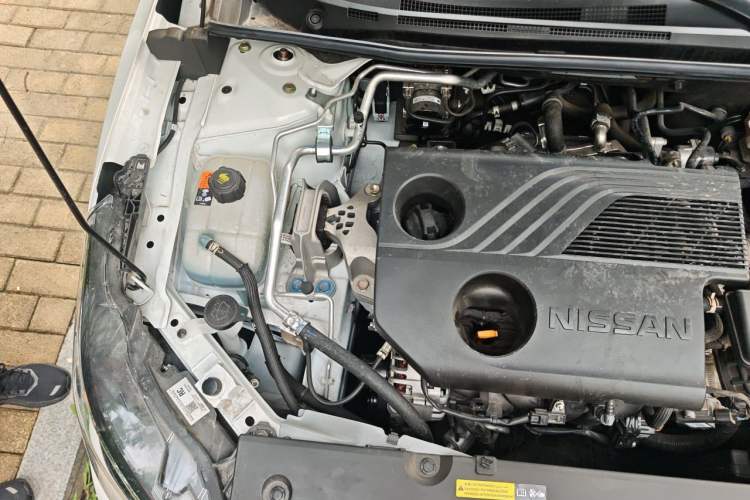 Used Nissan Sylphy 2023 1.6L CVT Enjoyment Edition Engine Bay Right