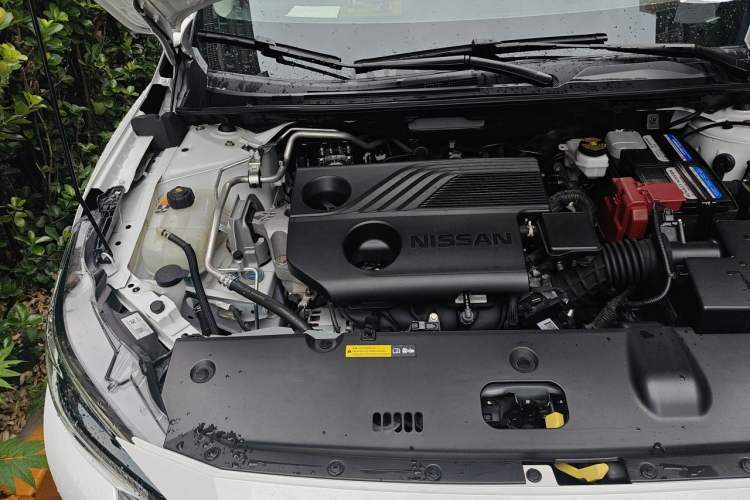 Used Nissan Sylphy 2023 1.6L CVT Enjoyment Edition Engine Bay Right