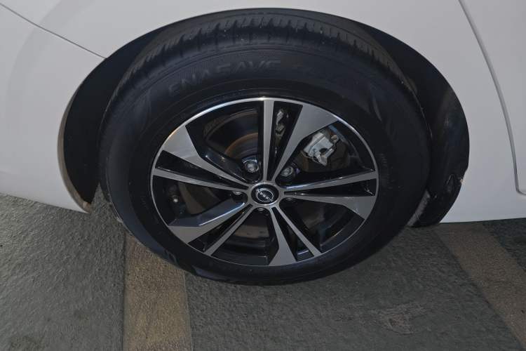Used Nissan Sylphy 2023 1.6L CVT Enjoyment Edition Exterior 1