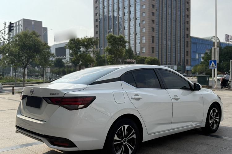 Used Nissan Sylphy 2023 1.6L CVT Enjoyment Edition Exterior 3