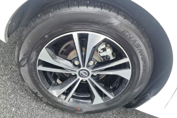 Used Nissan Sylphy 2023 1.6L CVT Enjoyment Edition Exterior 3