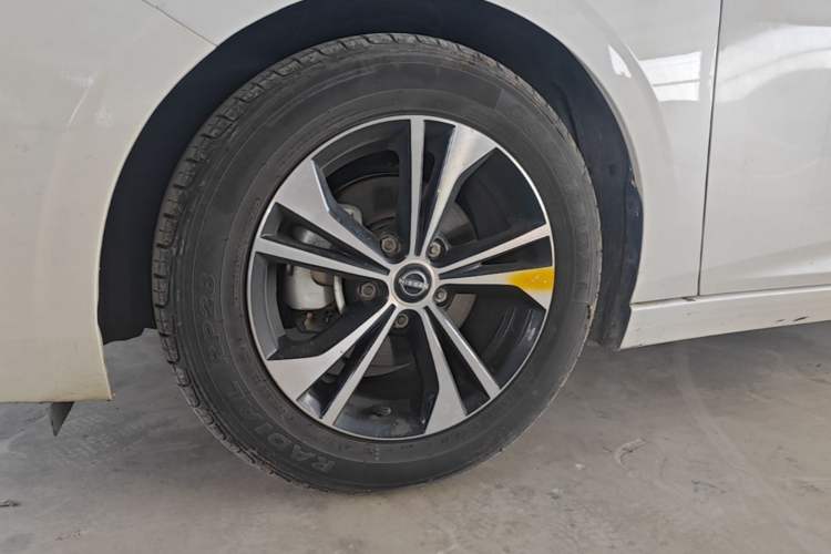 Used Nissan Sylphy 2023 1.6L CVT Enjoyment Edition Exterior 4
