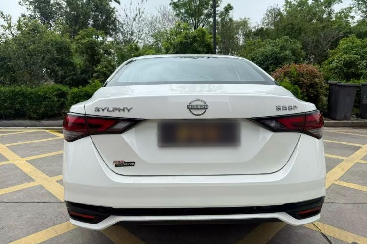 Used Nissan Sylphy 2023 1.6L CVT Enjoyment Edition Exterior 4