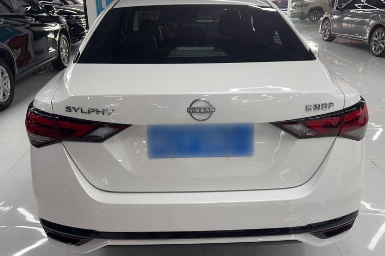 Used Nissan Sylphy 2023 1.6L CVT Enjoyment Edition Exterior 4
