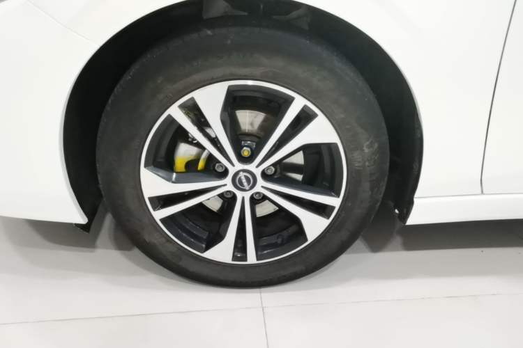 Used Nissan Sylphy 2023 1.6L CVT Enjoyment Edition Exterior 4