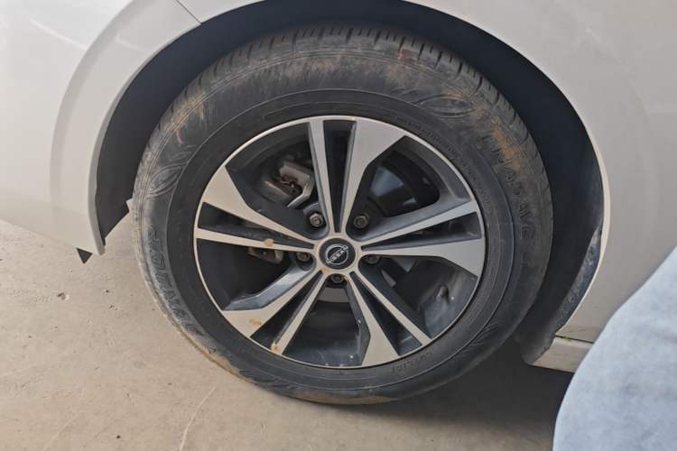 Used Nissan Sylphy 2023 1.6L CVT Enjoyment Edition Exterior 4